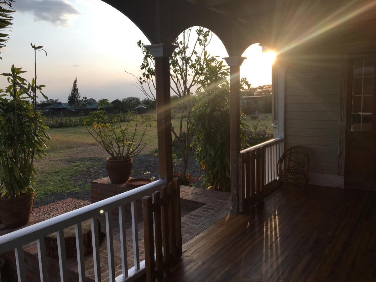 The 100 Year Old House Villa Nanyuki Exterior photo